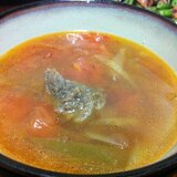 トマトと牛バラ肉の中華風スープ